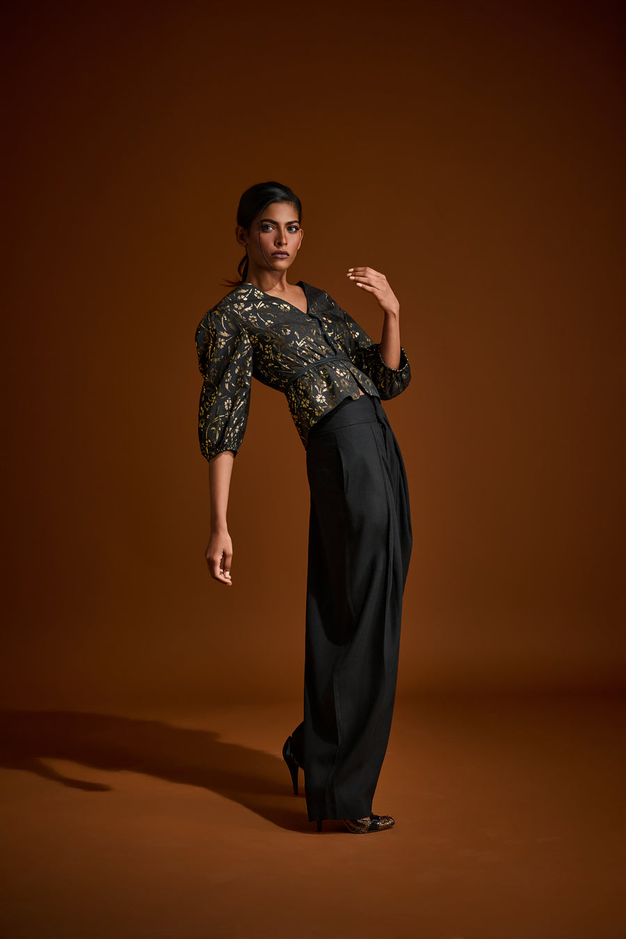 The Dusk Structured Top