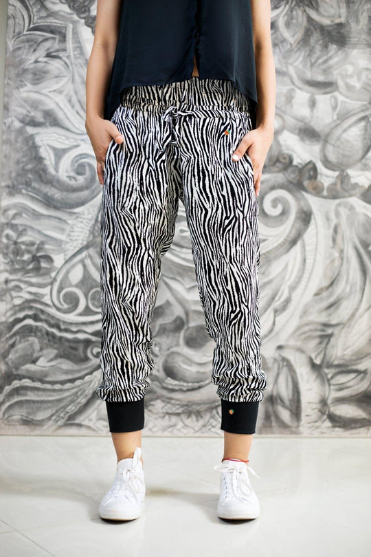 Drawstring Pant in Zebra Print - Deen & Keenu